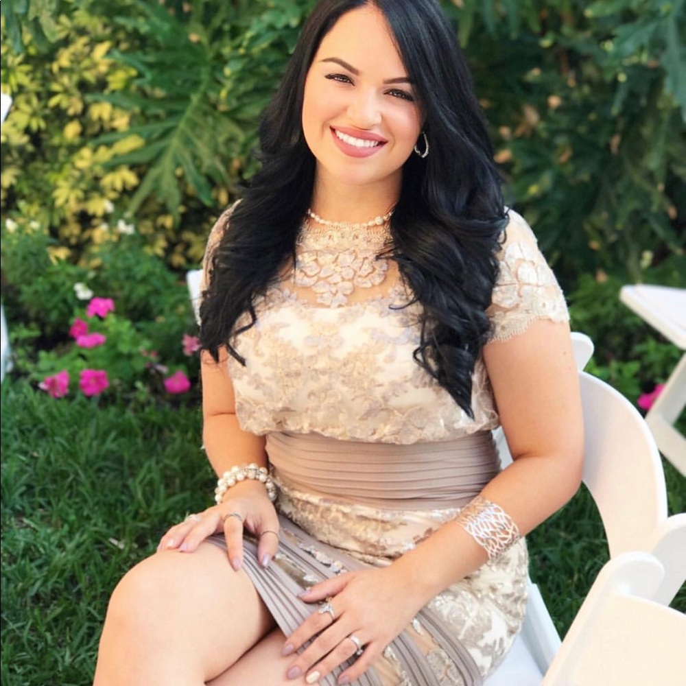 Dress - Picture 2 of 2